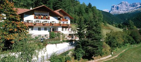 Vakantie Dolomieten-trein en hotel-Welschnofen-Rosengarten
