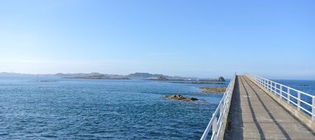Ireland by train | Sea view