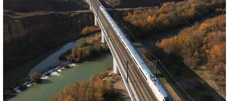 Trains in Spain, incl. AVE, Iryo, Euromed & more!