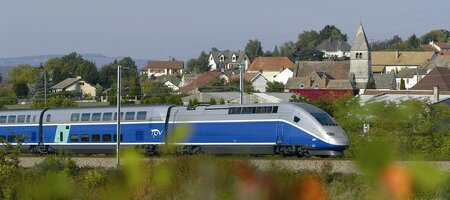 Trains in France, TGV/inOUI, Intercité Nuit, TER trains and more