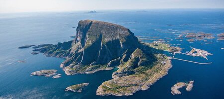 Lovund