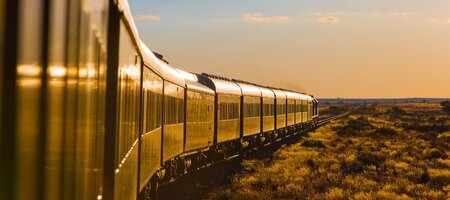 Rovos Rail: Nambia Safari - Train in sun View