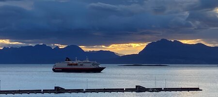 Aankomst Hurtigruten