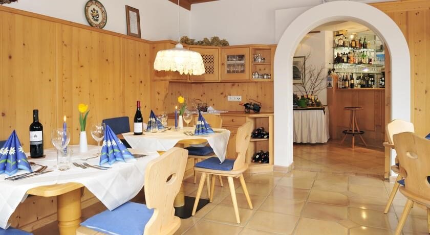 Vakantie Dolomieten-trein en hotel-Welschnofen-Rosengarten