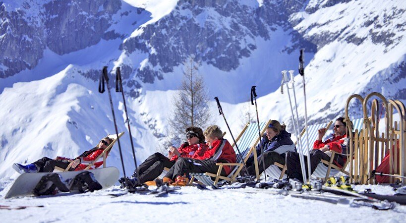 Wintersport per trein Werfenweng Oostenrijk