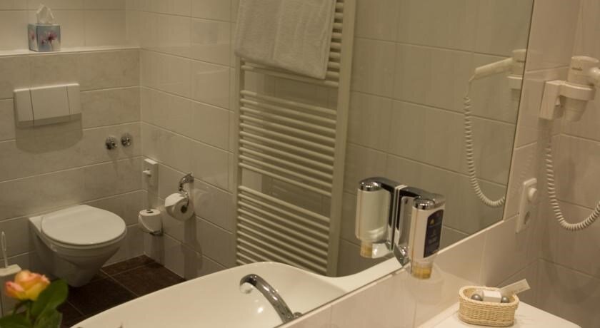 City Hamburg - Trein en Hotel Bimarck