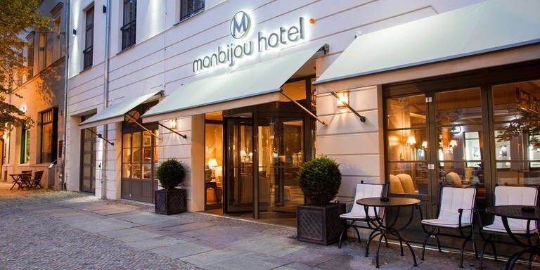 Hotel Monbikjou - Trein en Hotel