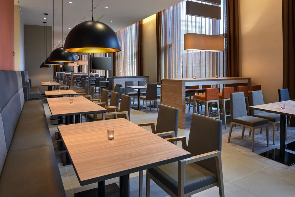 Hotel Hampton by Hilton Alexanderplatz | Stedentrip Berlijn - Trein en Hotel