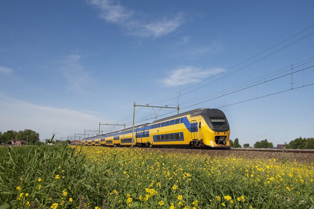 travel in netherlands by train