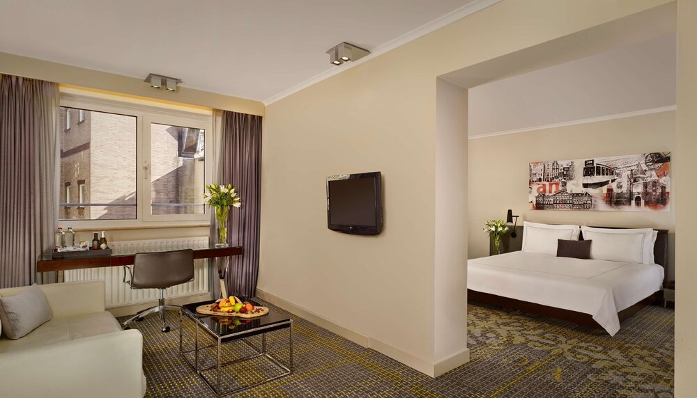 Park Plaza Hotel Victoria**** | City break Amsterdam - Train and Hotel