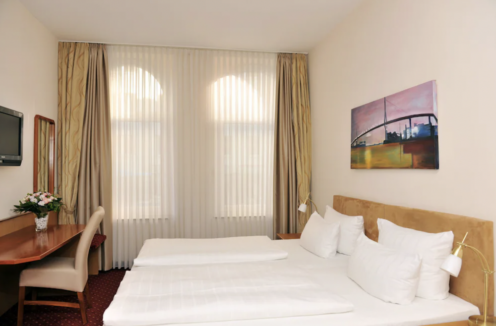 Hotel Furst Bismarck Hamburg | Stedentrip Hamburg - Trein en Hotel Duitsland 