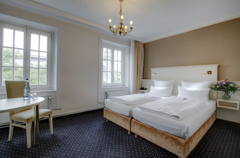 Hotel Furst Bismarck Hamburg | Stedentrip Hamburg - Trein en Hotel Duitsland 