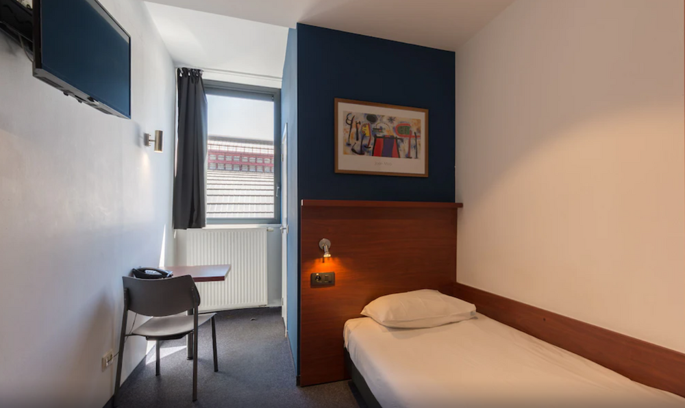 Hotel Century - Stedentrip Antwerpen - Trein en Hotel Belgie