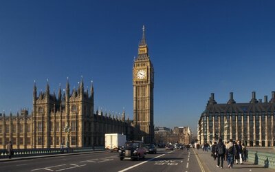 London by train - Big Ben