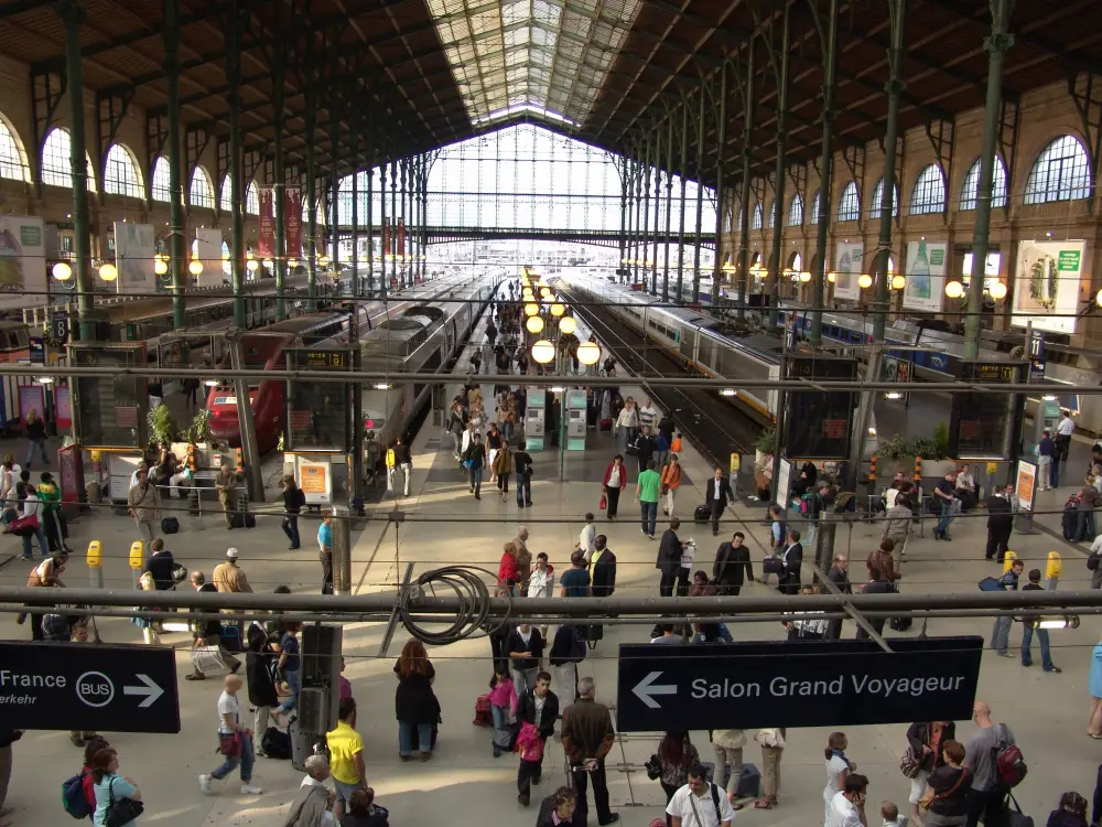 Stedentrip Parijs - Trein en hotel Paix Republique