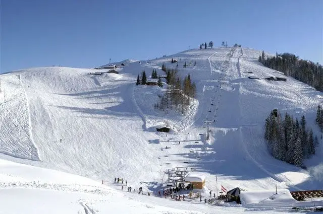 Wintervakantie Werfenweng - Trein en Hotel - Alpina