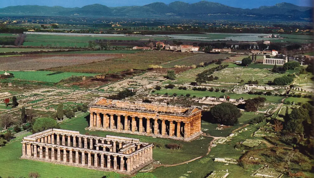 Hotel Esplanade | Bahn-Urlaub Italien - Paestum