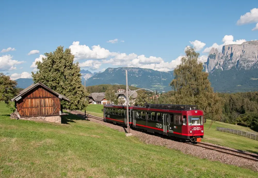 Vakantie Dolomieten - trein en hotel - Ritten hotel Lichtenstern
