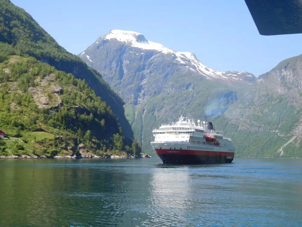 Noorse fjorden magic tour - trein & ferry rondreis - Treinreiswinkel