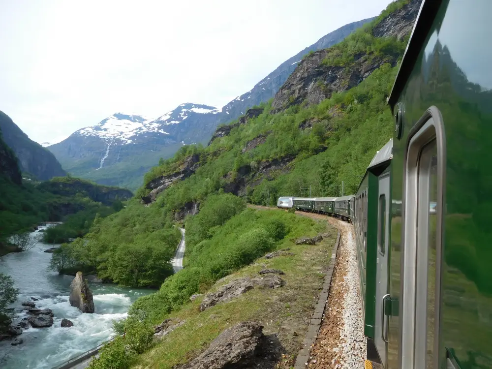 Bergensbanen and Hurtigruten | Rail Tour Norway
