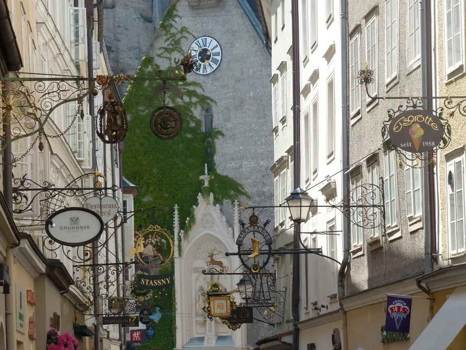 Hotel Hofwirt | Salzburg City Break - Train and Hotel