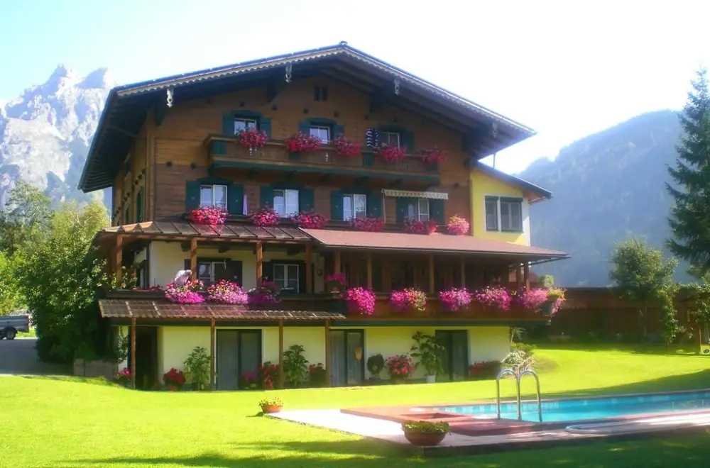 Vakantie Werfenweng - Trein en Hotel - Alpina