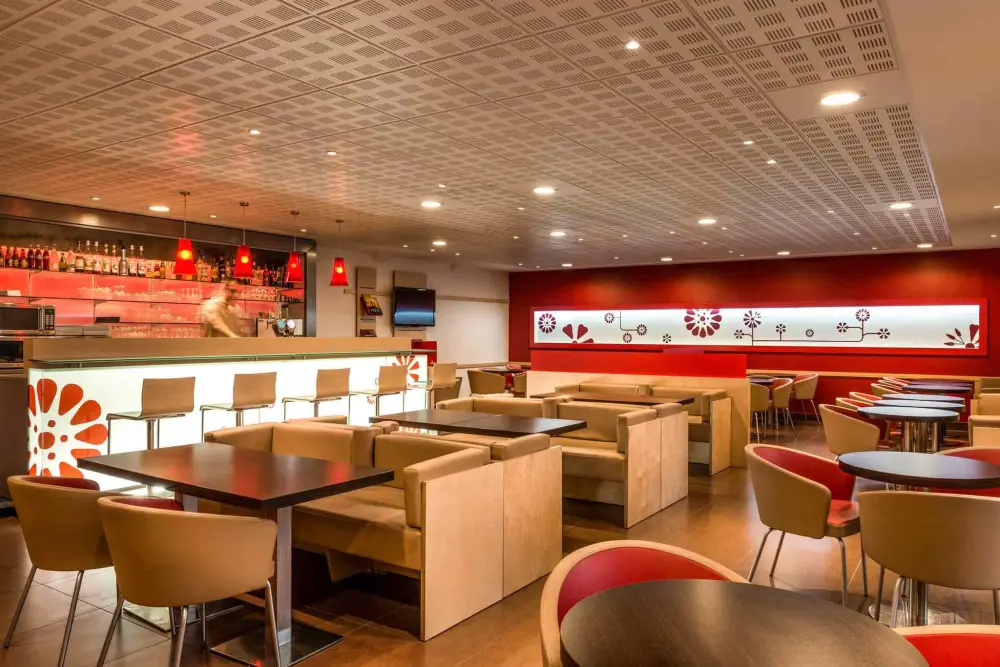 Stedentrip Parijs - Trein en hotel Ibis Montmartre