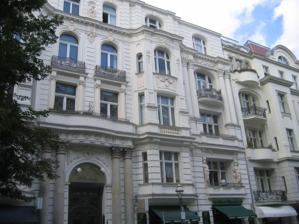 Hotel Pension Savoy | Berlin City Break - Train and Hotel