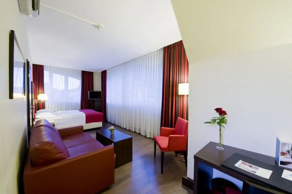 Stedentrip Salzburg - Trein & NH Hotel Salzburg City****, Salzburg