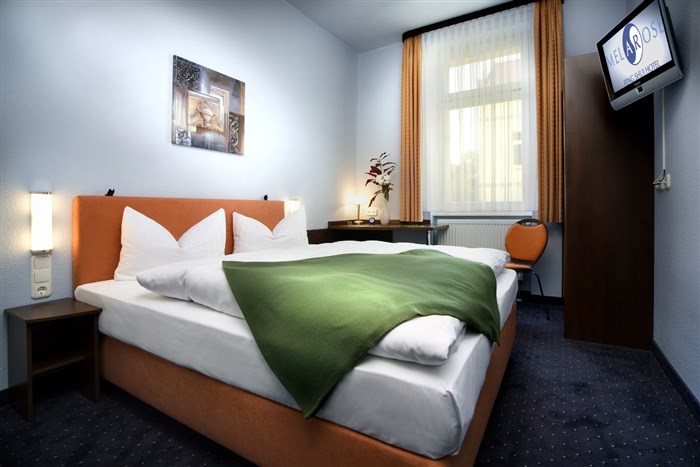 Melarose Feng Shui Hotel | Berlin City Break - Train and Hotel