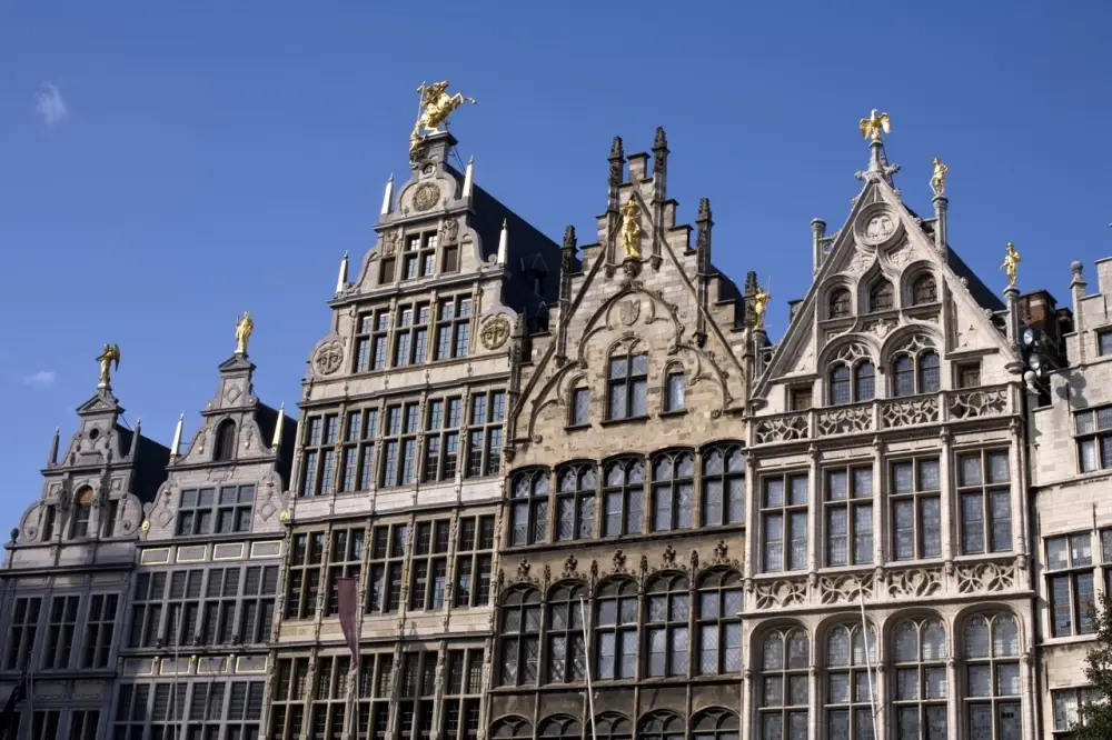 Met de trein Antwerpen