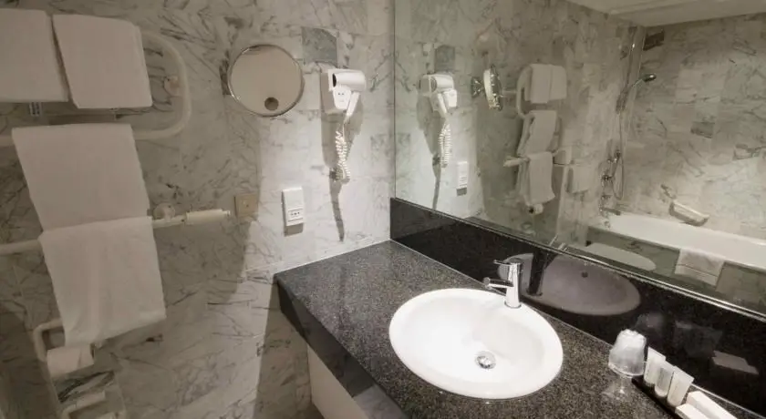 Stedentrip Antwerpen - Met de trein naar Belgie - Hotel de Keyser