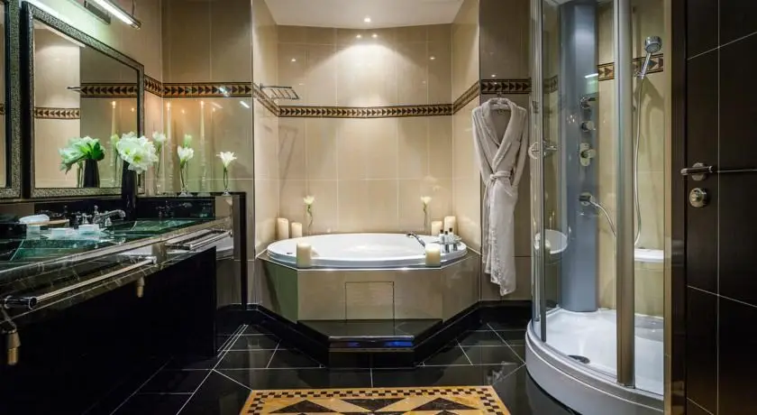 Hotel du Collectioneur | Paris City Break - Train and Hotel