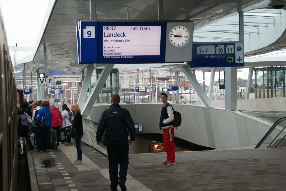 Trein winter Oostenrijk