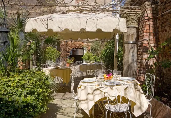 Hotel al Sole | Venice City Break - Train and Hotel