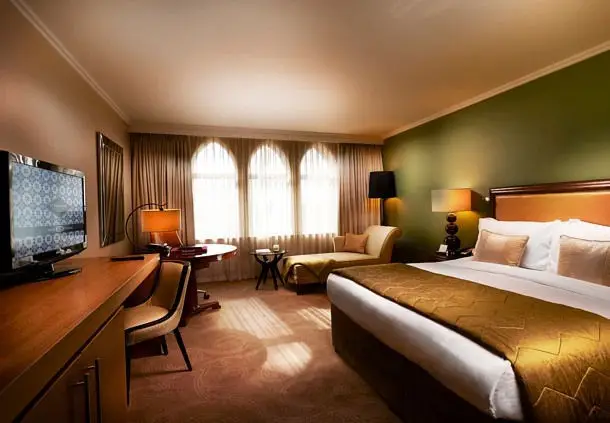 St Pancras Renaissance | London City Break - Train and Hotel