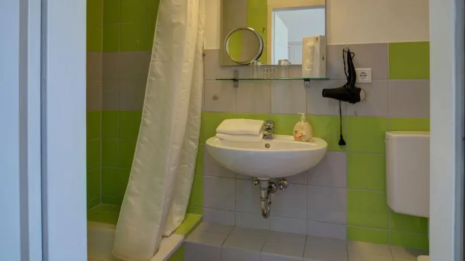 Rondreis Ruhrgebied Essen, trein en hotel, ALte Lohnhalle