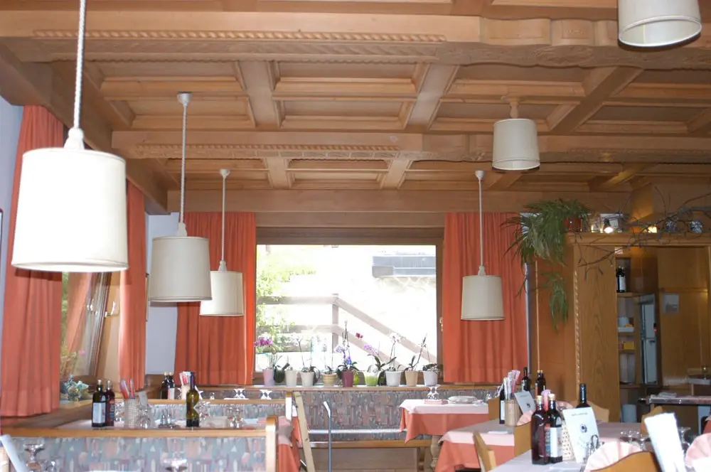 Wintersportvakantie Campitello Val di Fassa - Trein en Hotel - Hotel Christine**+