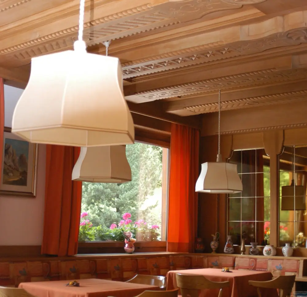 Wintersportvakantie Campitello Val di Fassa - Trein en Hotel - Hotel Christine**+