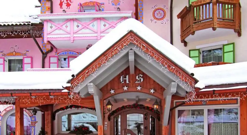 Wintersportvakantie Campitello Val di Fassa - Trein en Hotel - Gran Chalet Soreghes****