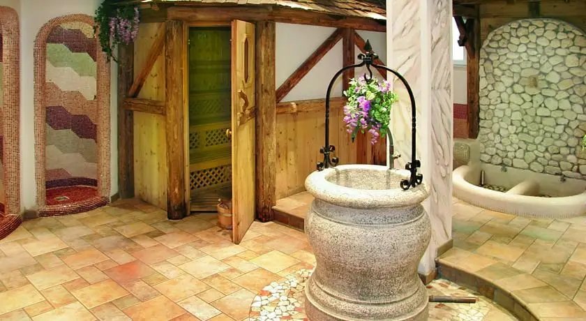 Wintersportvakantie Campitello Val di Fassa - Trein en Hotel - Gran Chalet Soreghes****