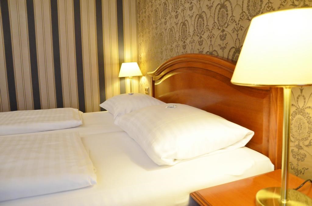 Hotel Am Mirabellplatz | Salzburg City Break - Train and Hotel