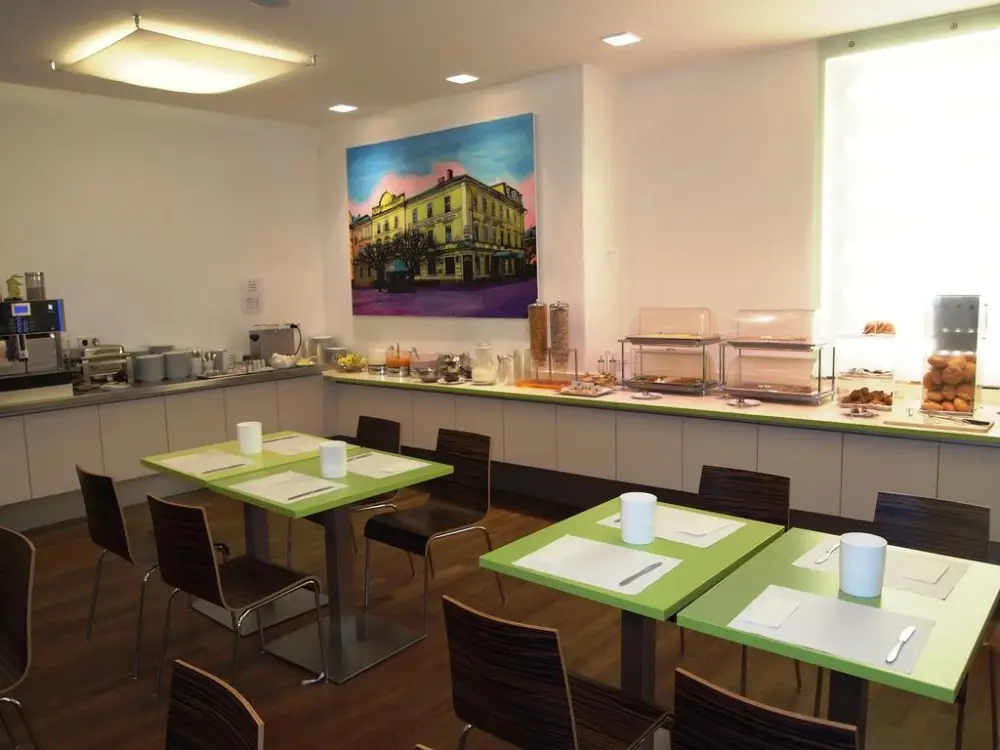 Hotel Hofwirt | Salzburg City Break - Train and Hotel