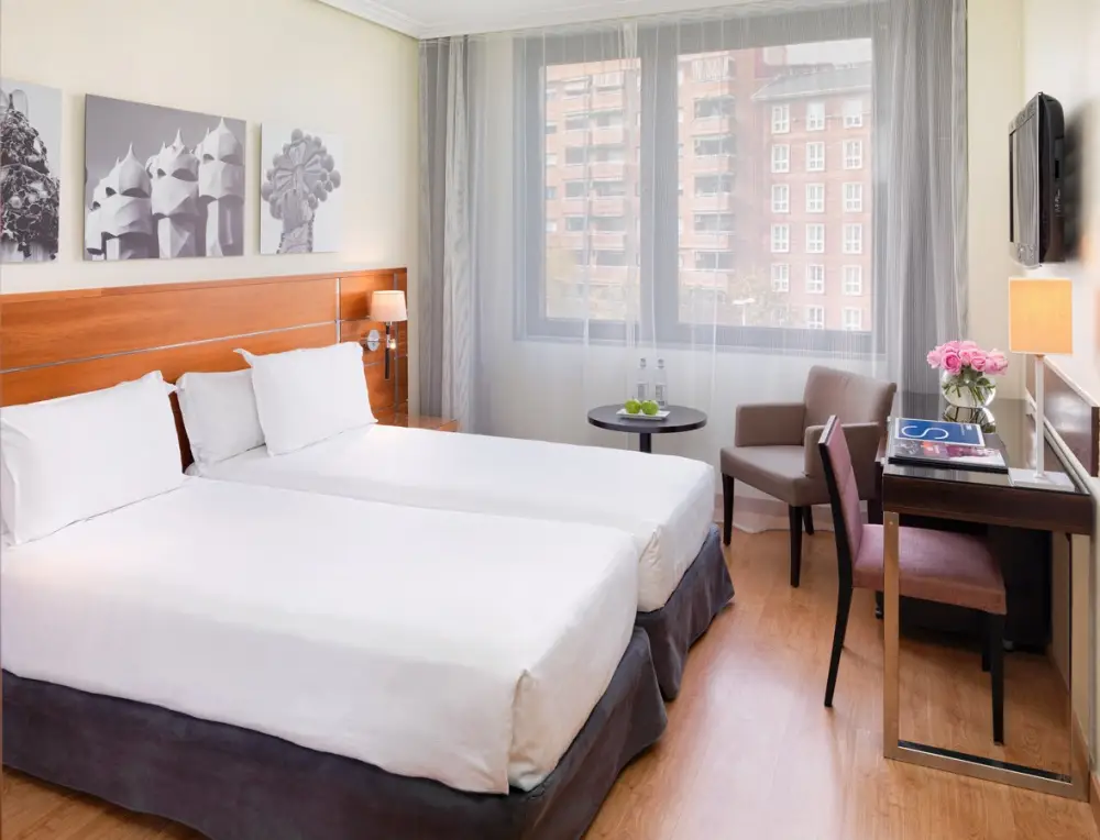 Stedentrip Barcelona - Trein & Hotel H10 Itaca