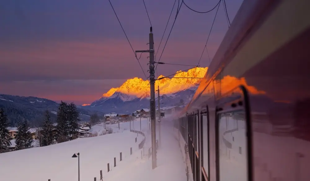 Trein winter Oostenrijk