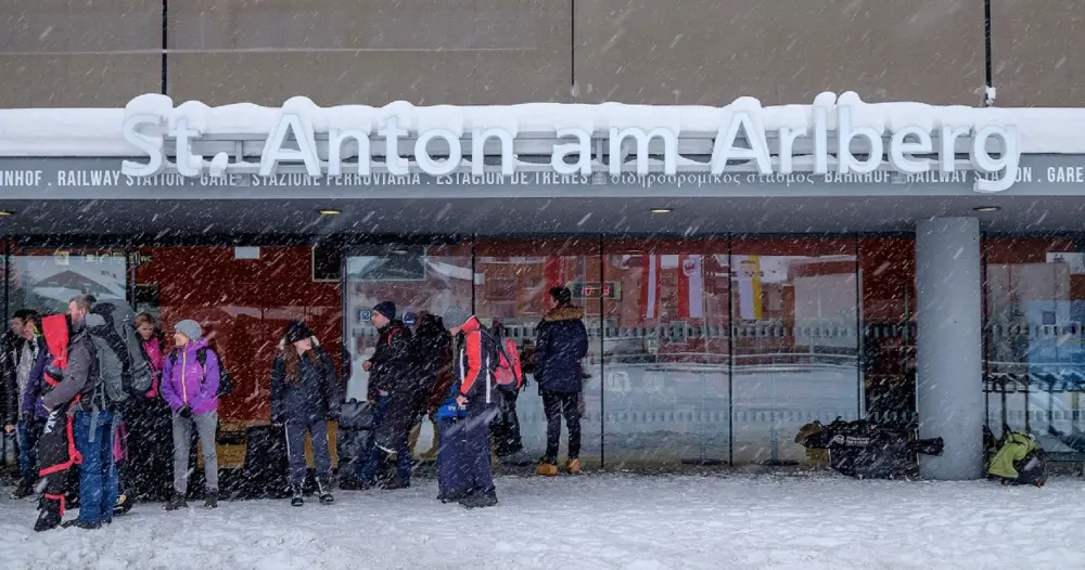 Trein winter Oostenrijk
