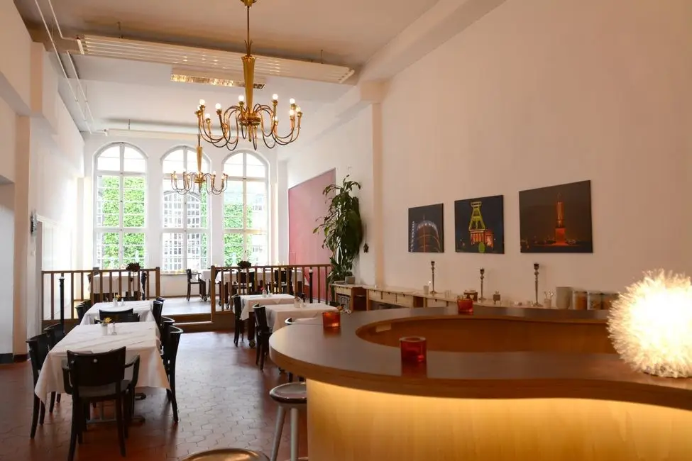 Rondreis Ruhrgebied Essen, trein en hotel, ALte Lohnhalle