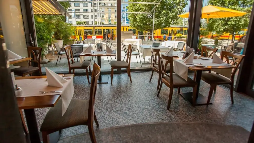 Stedentrip Basel - Hotel Schweizerhof