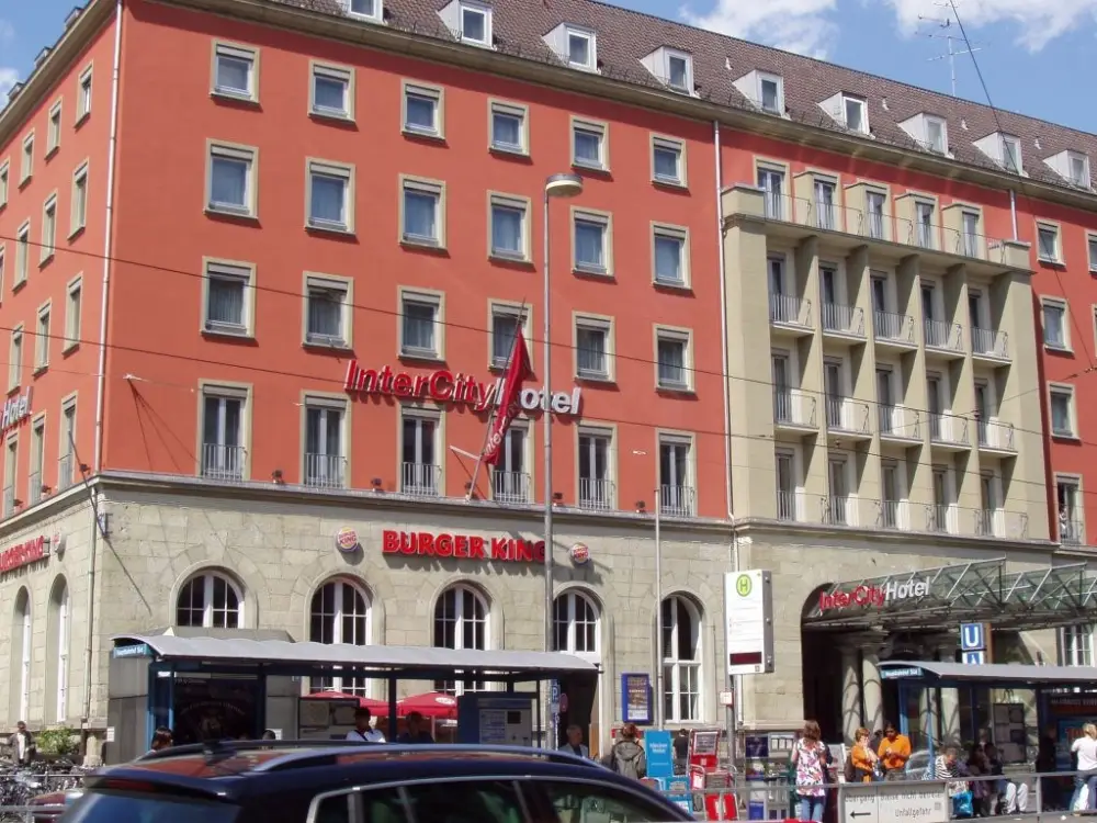 Intercity Hotel Munich | Munich City Break - Train and Hotel