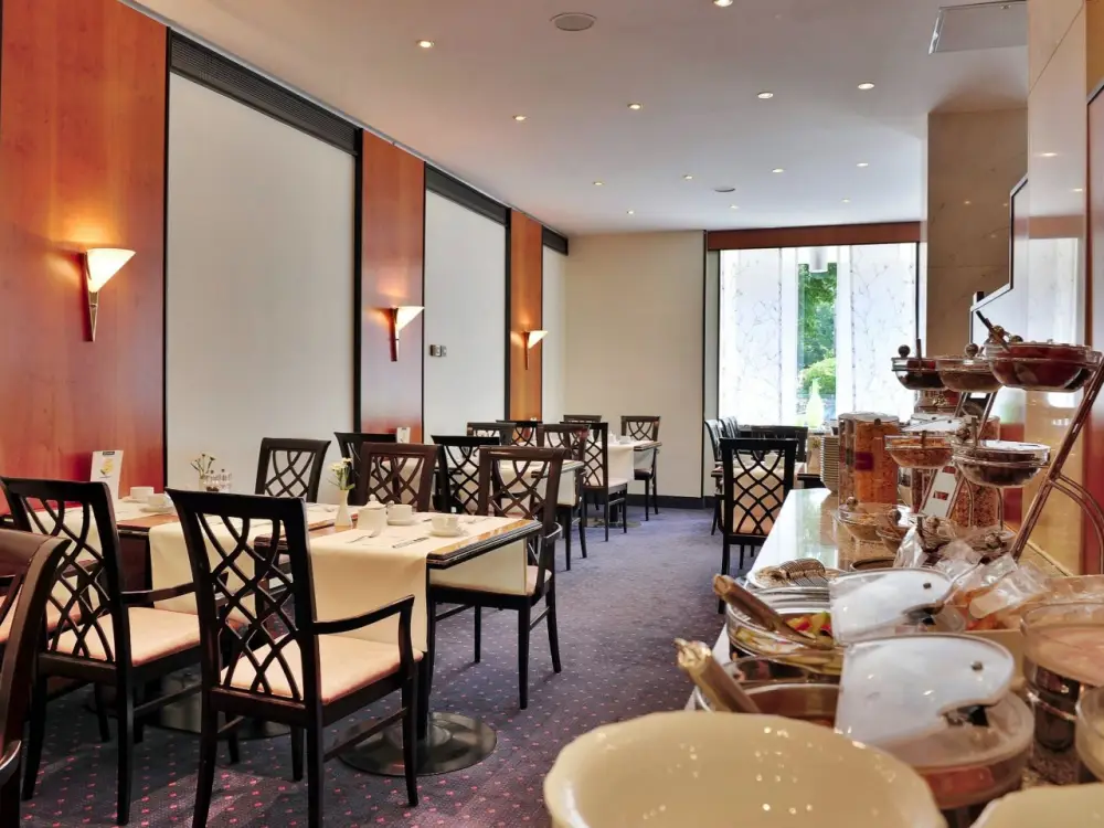 Hotel Trip Inn | Dusseldorf City Break - Train and Hotel